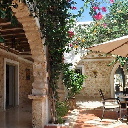 Dar Mezraya Hotell Mezraia Exteriör bild